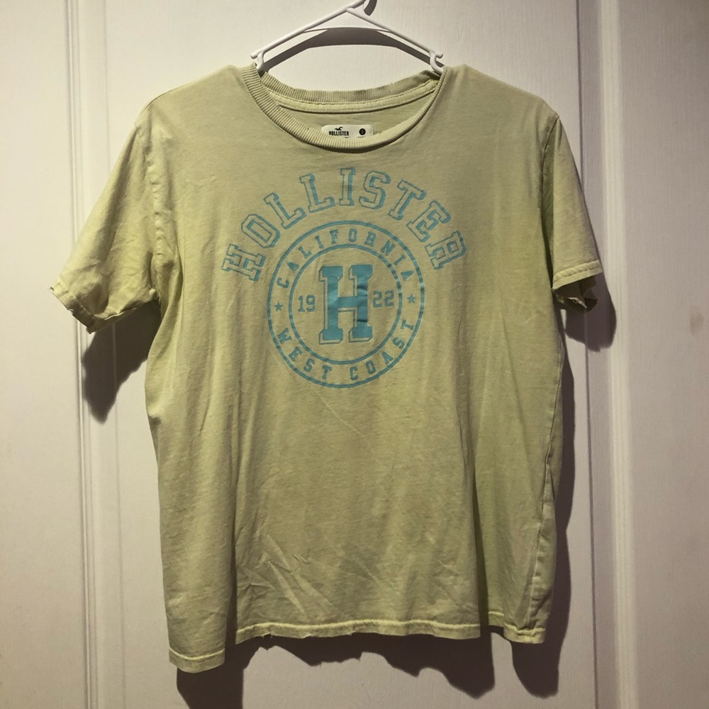 Hollister distressed tee